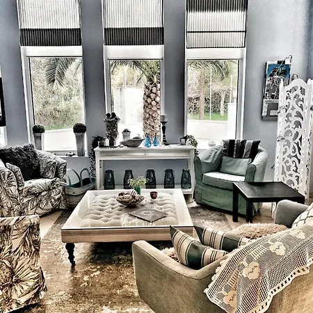 Anais Hotell Prínos